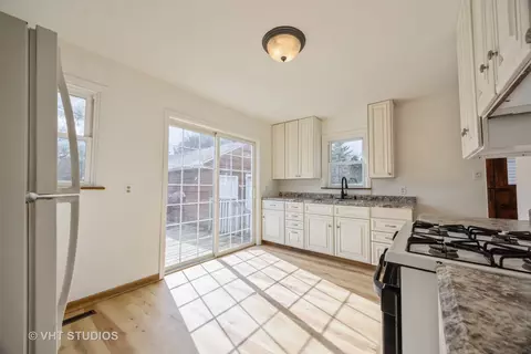 Kitchen - 5217 W Beach Ave, Mchenry, IL 60050 photo 1 of 2