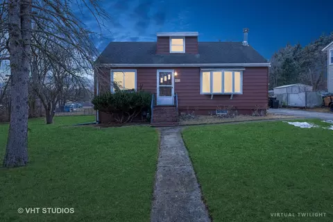 Exterior - 5217 W Beach Ave, Mchenry, IL 60050 photo 5 of 5