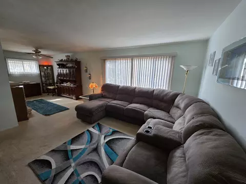 15251 Ridgeway Ave, Midlothian, IL 60445 photo 4