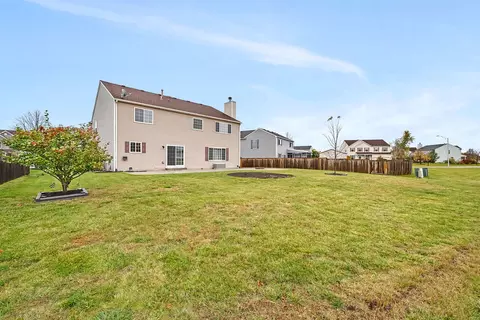 Exterior - 305 Switchgrass Dr, Minooka, IL 60447 photo 4 of 7