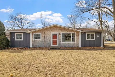 701 Cottage St, Shorewood, IL 60404