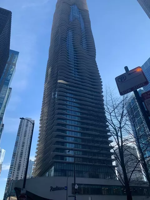 225 N Columbus Dr #5413, Chicago, IL 60601