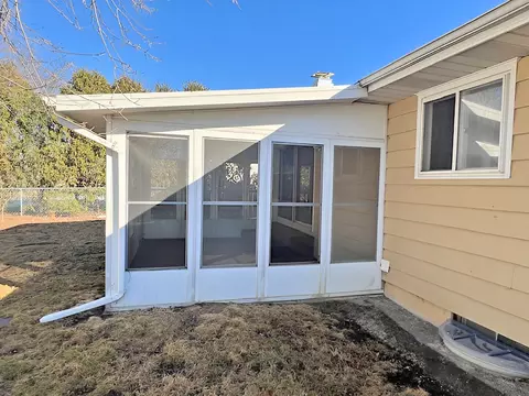 Exterior - 654 Longview Dr, Antioch, IL 60002 photo 8 of 11