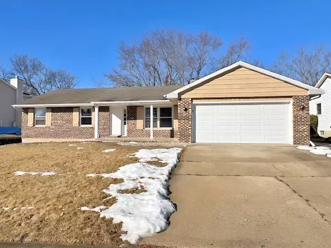 Exterior - 654 Longview Dr, Antioch, IL 60002 photo 10 of 11