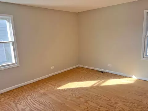 Bedroom - 654 Longview Dr, Antioch, IL 60002 photo 5 of 5