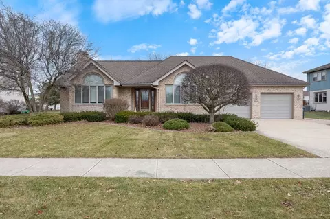 19549 Stonehenge Dr, Mokena, IL 60448