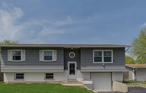 6894 Hawthorne Ln, Hanover Park, IL 60133