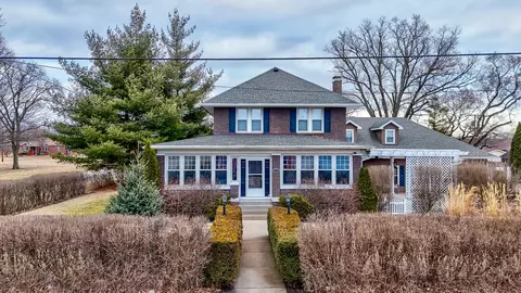 111 Wisconsin Ave, Streator, IL 61364