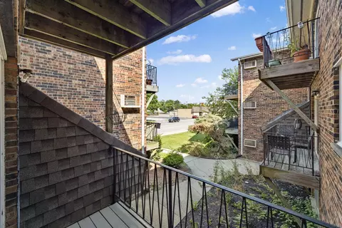 Exterior - 4545 Prescott Ave #207, Lyons, IL 60534 photo 2 of 3
