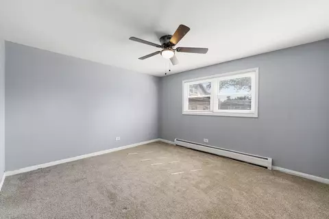Bedroom - 4545 Prescott Ave #207, Lyons, IL 60534 photo 1 of 4