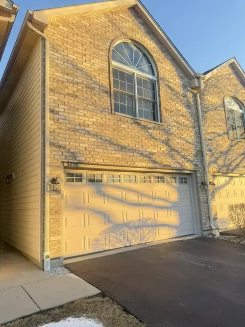 5813 Fieldstone Trl, Mchenry, IL 60050