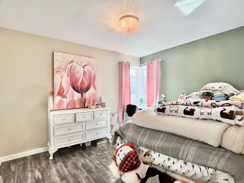 Bedroom - 460 S Cherry St, Itasca, IL 60143 photo 2 of 2