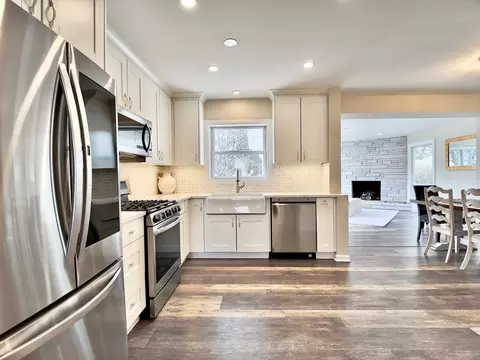 Kitchen - 460 S Cherry St, Itasca, IL 60143 photo 1 of 3