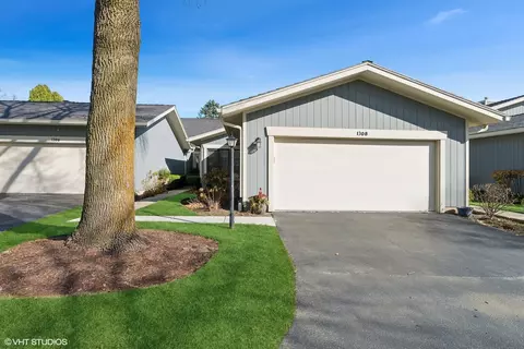 1308 Kempton Dr, Libertyville, IL 60048