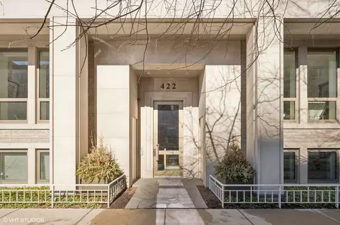 422 W Deming Pl #1E, Chicago, IL 60614