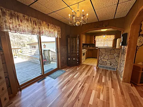 608 E Bronson St, Streator, IL 61364 photo 8