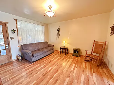 608 E Bronson St, Streator, IL 61364 photo 6