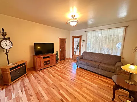 608 E Bronson St, Streator, IL 61364 photo 5
