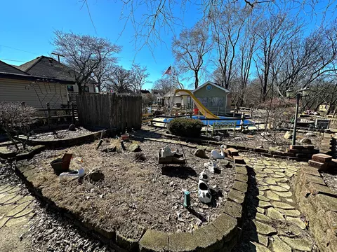 608 E Bronson St, Streator, IL 61364 photo 35