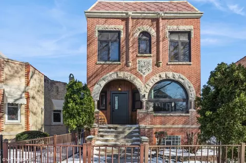 2825 S Millard Ave, Chicago, IL 60623