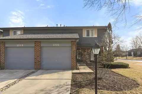 1002 Whitchurch Ct, Wheaton, IL 60189 photo 2
