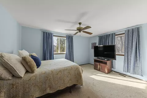 1002 Whitchurch Ct, Wheaton, IL 60189 photo 13