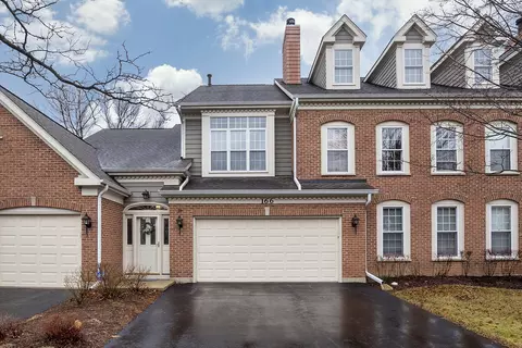 166 Princeton Ln, Glenview, IL 60026