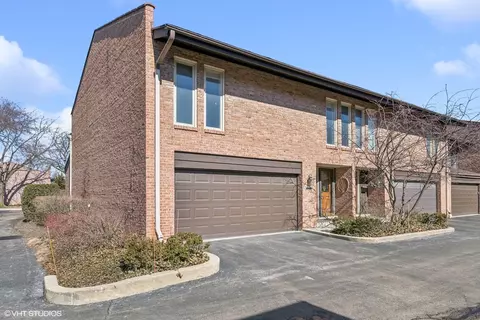 1723 Wildberry Dr #A, Glenview, IL 60025
