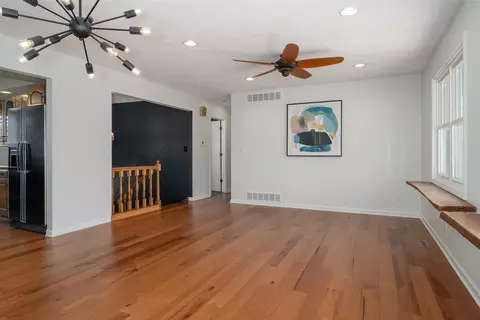 1117 N Linden, Normal, IL 61761 photo 4