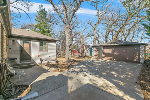 Exterior - 65 Sheridan St, Elgin, IL 60123 photo 3 of 6