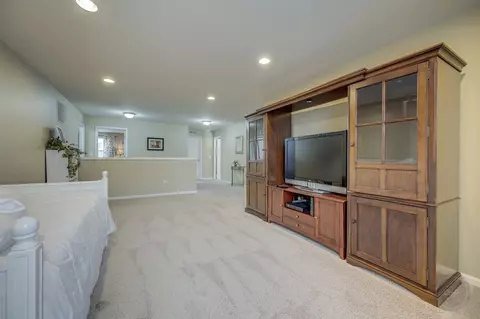 Other - 2252 Lundquist Dr, Aurora, IL 60503 photo 6 of 11