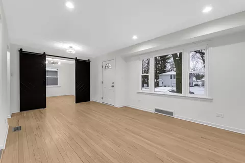Living - 3716 216th Pl, Matteson, IL 60443 photo 1 of 2