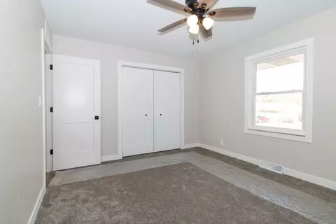 10 Foley Ave, Bloomington, IL 61701 photo 22