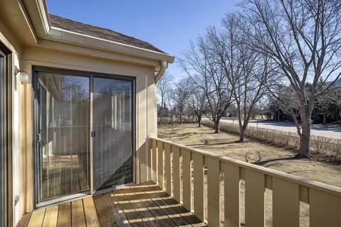442 Thornhill Ln #D2, Wheeling, IL 60090 photo 7