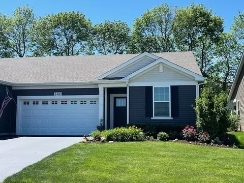 340 Sussex Ln, North Aurora, IL 60542