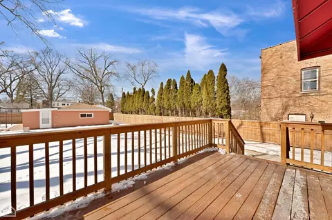 8912 Forestview Rd, Evanston, IL 60203 photo 26