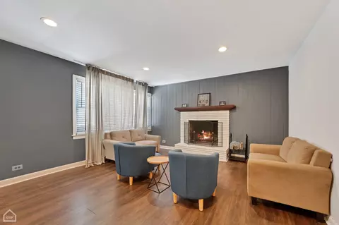 8912 Forestview Rd, Evanston, IL 60203 photo 17
