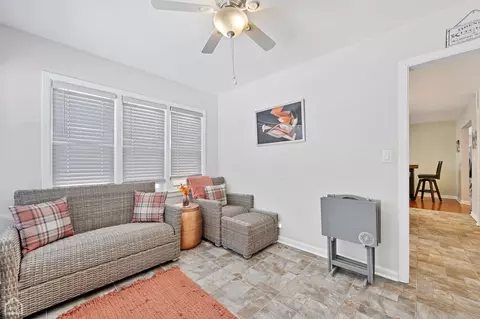 8912 Forestview Rd, Evanston, IL 60203 photo 10