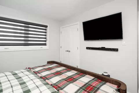 Bedroom - 7546 S 78th Ct, Bridgeview, IL 60455 photo 4 of 5