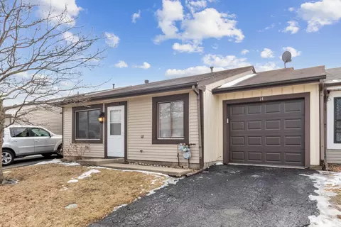 14 Honeybear Ln, Romeoville, IL 60446