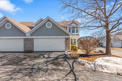 763 Regency Park Dr, Crystal Lake, IL 60014