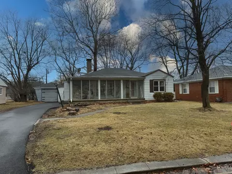 951 S Western Ave, Watseka, IL 60970