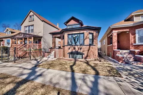 2310 W 72nd St, Chicago, IL 60636