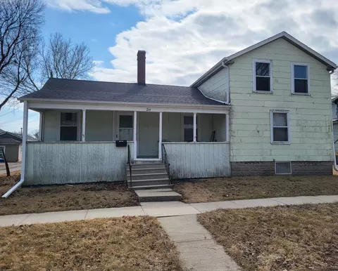 214 5th Ave, Rochelle, IL 61068