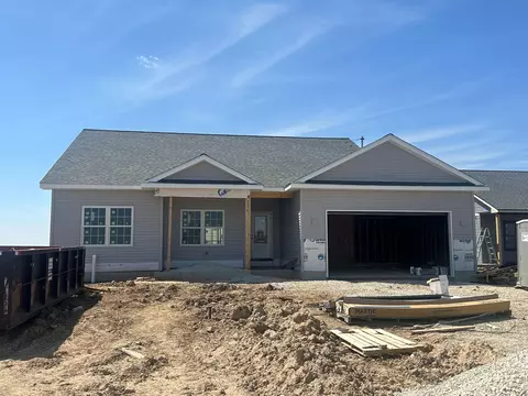 643 S Regulators St, Rochelle, IL 61068