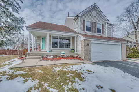 616 Juli Dr, South Elgin, IL 60177