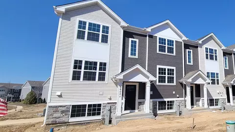 6600 Linden Trl #E, Wonder Lake, IL 60097