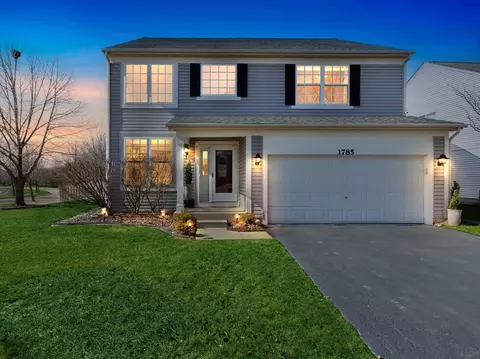 1785 Woodbury Ln, Aurora, IL 60503