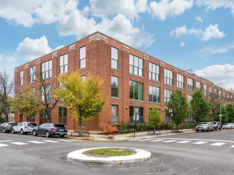 2650 W Belden Ave #208, Chicago, IL 60647