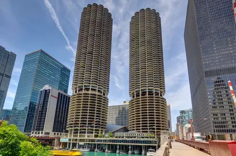 300 N State St #4312, Chicago, IL 60654